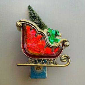 NWT Red Sleigh Nightlight Wallflower Plug